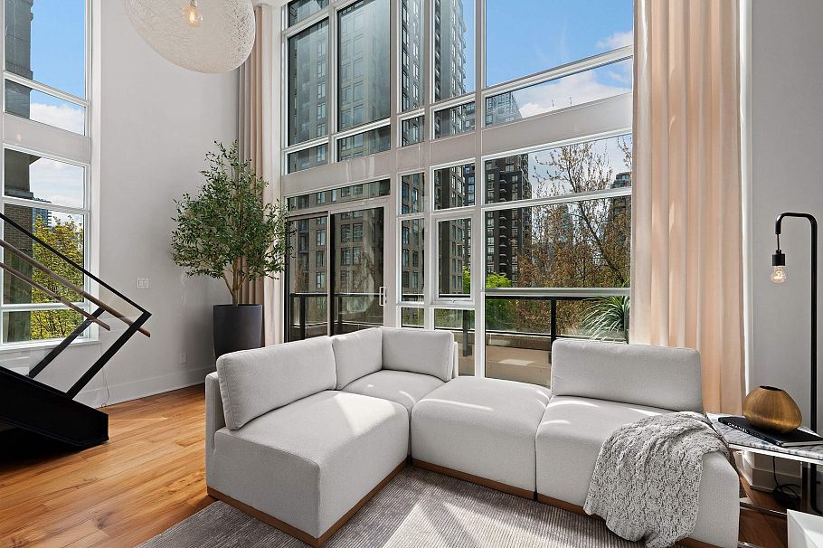 403 988 Richards Street Vancouver, BC - 6