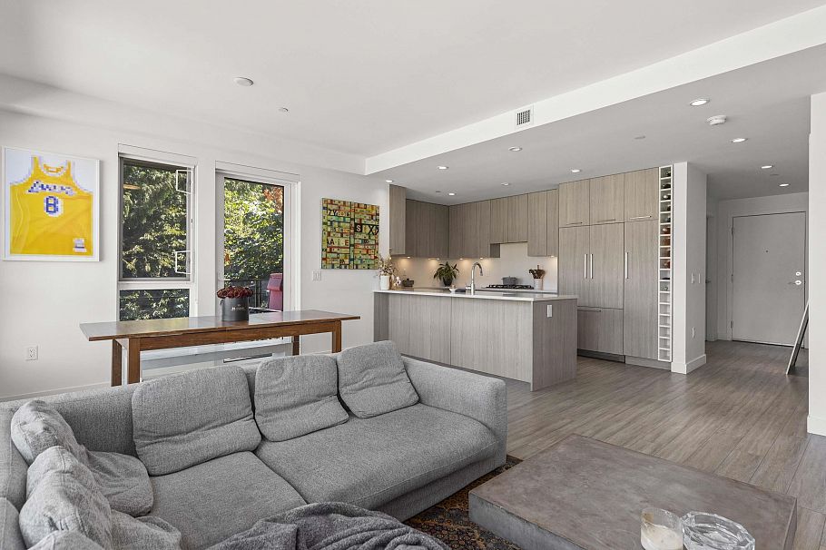 312 747 E 3rd Street North Vancouver, BC - 6