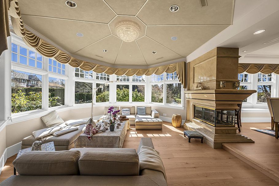 5885 Angus Drive Vancouver, BC - 5