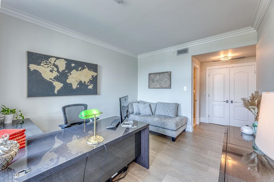 110 1328 Marinaside Crescent Vancouver, BC - 28