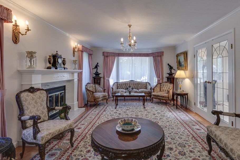 5755 Nancy Greene Way North Vancouver, BC - 17