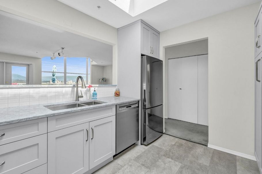 PH21 2175 W 3rd Avenue Vancouver, BC - 12