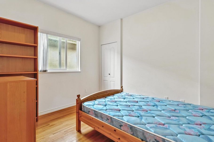 3056 Adanac Street Vancouver, BC - 9