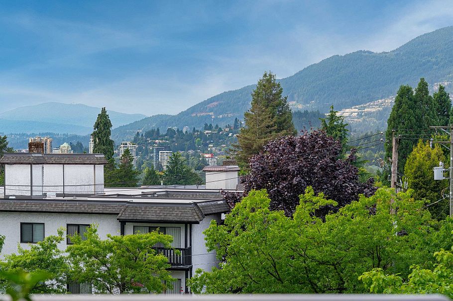 303 444 Lonsdale Avenue North Vancouver, BC - 23