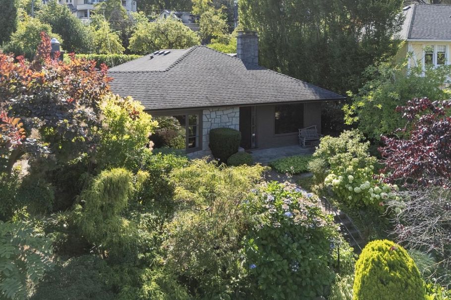 2533 Wallace Crescent Vancouver, BC - 33