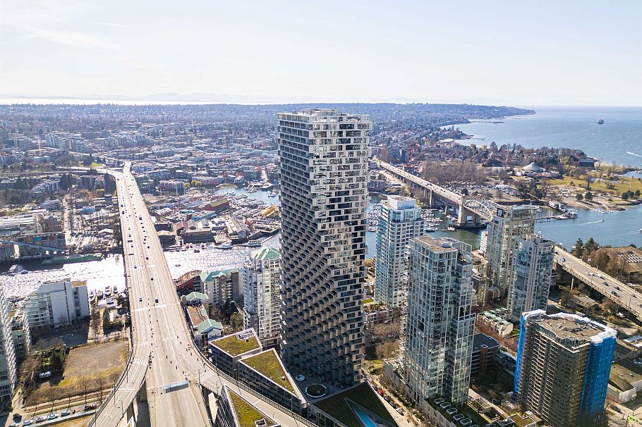 5601 1480 Howe Street Vancouver, BC - 33