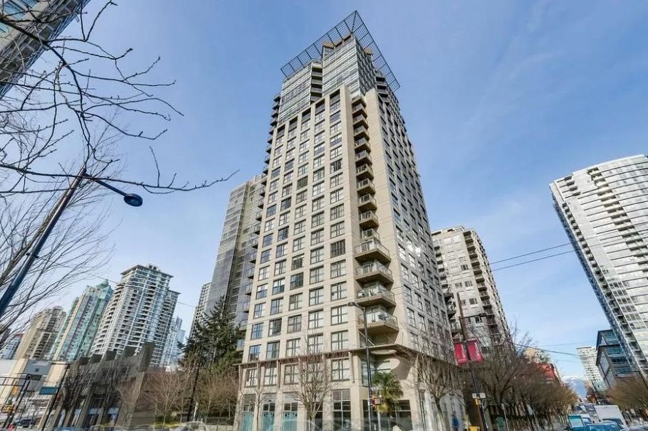 506 989 Beatty Street Vancouver, BC - 1