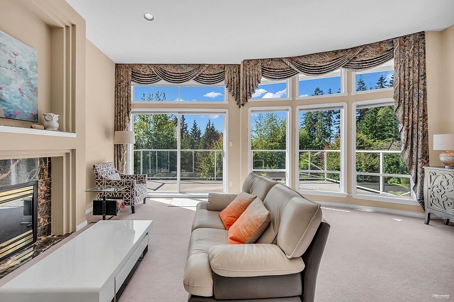 3945 Braemar Place North Vancouver, BC - 14