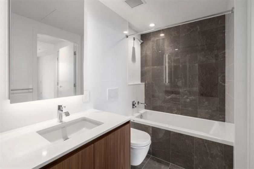 202 375 W 59th Avenue Vancouver, BC - 11