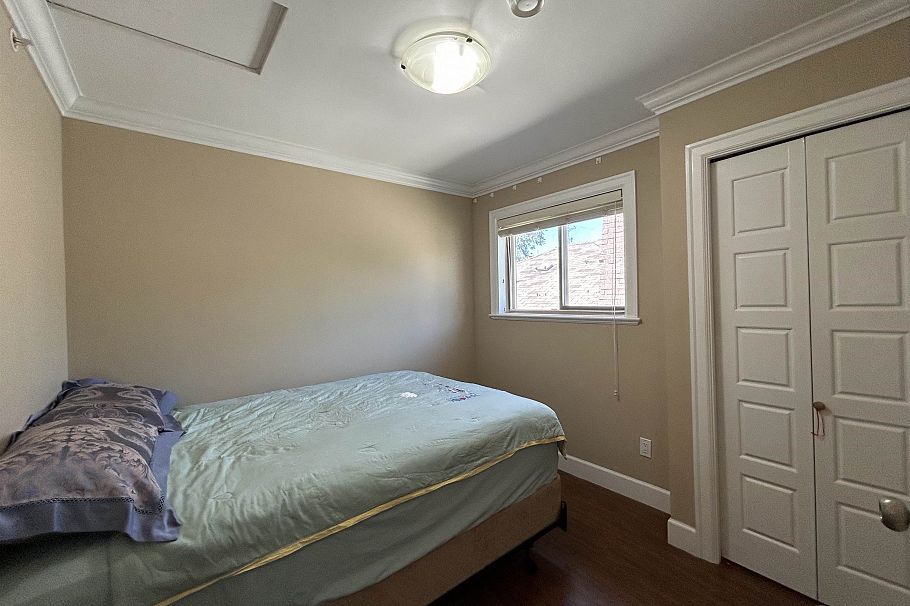 8463 Oak Street Vancouver, BC - 8