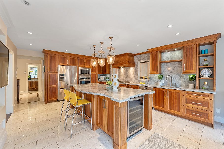 3982 W 35th Avenue Vancouver, BC - 21