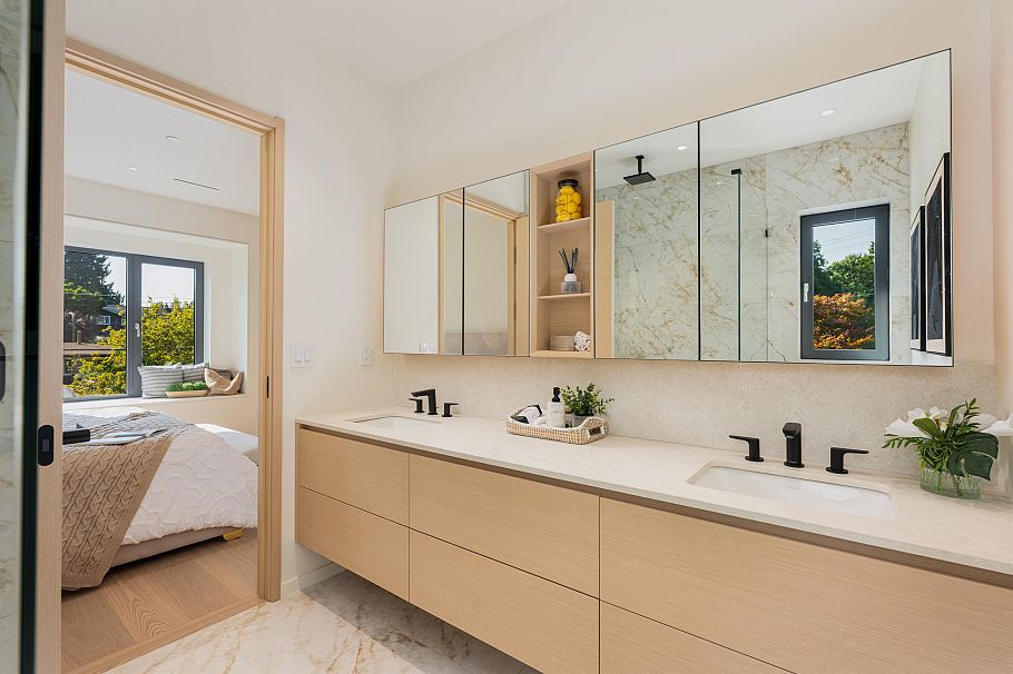 4477 Wallace Street Vancouver, BC - 23