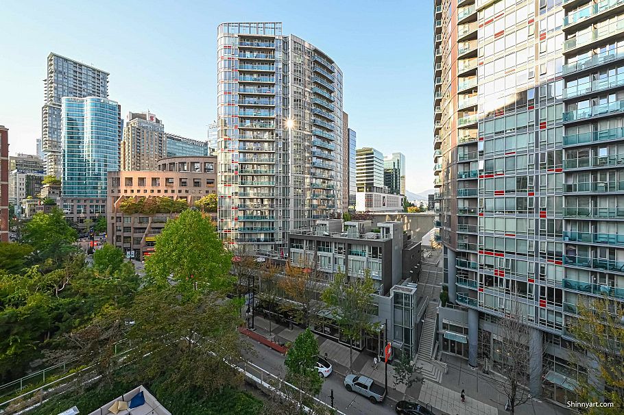802 821 Cambie Street Vancouver, BC - 12