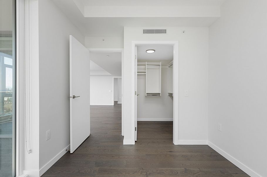 2205 7418 Paulson Street Vancouver, BC - 10