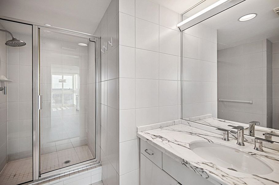 901 1550 W 15th Avenue Vancouver, BC - 27