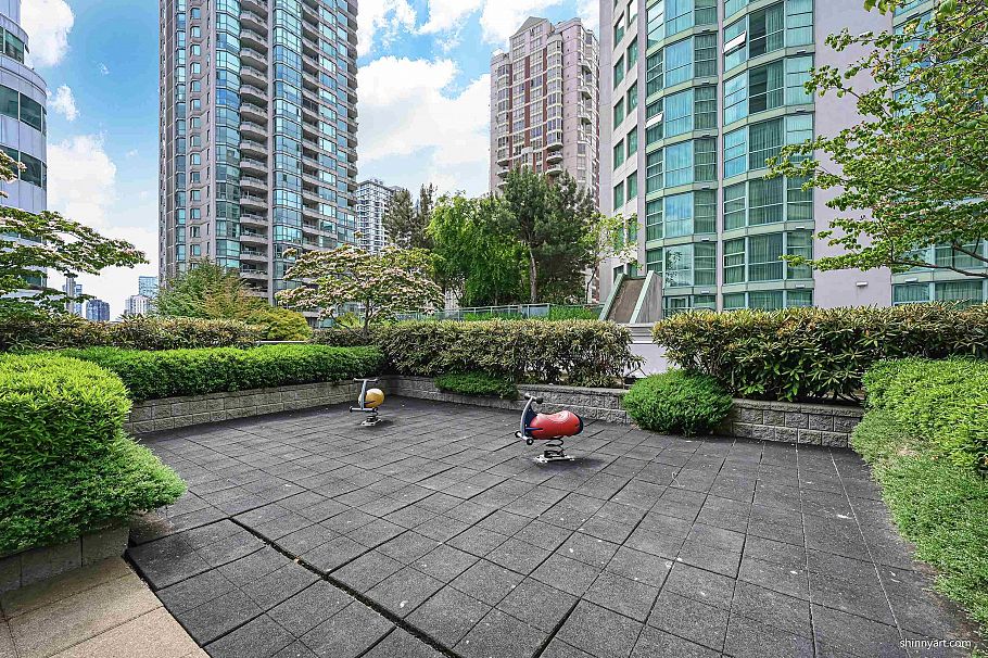 802 821 Cambie Street Vancouver, BC - 15