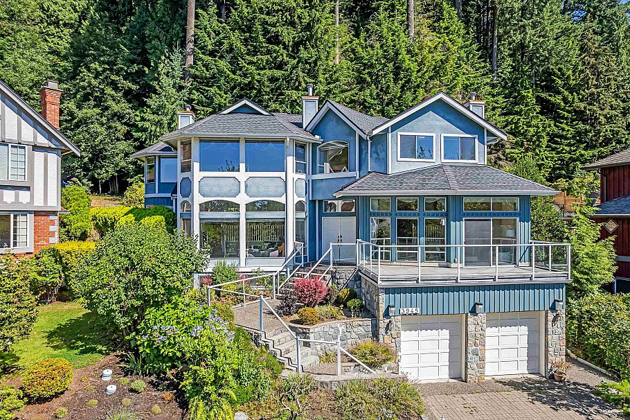 3945 Braemar Place North Vancouver, BC - 1