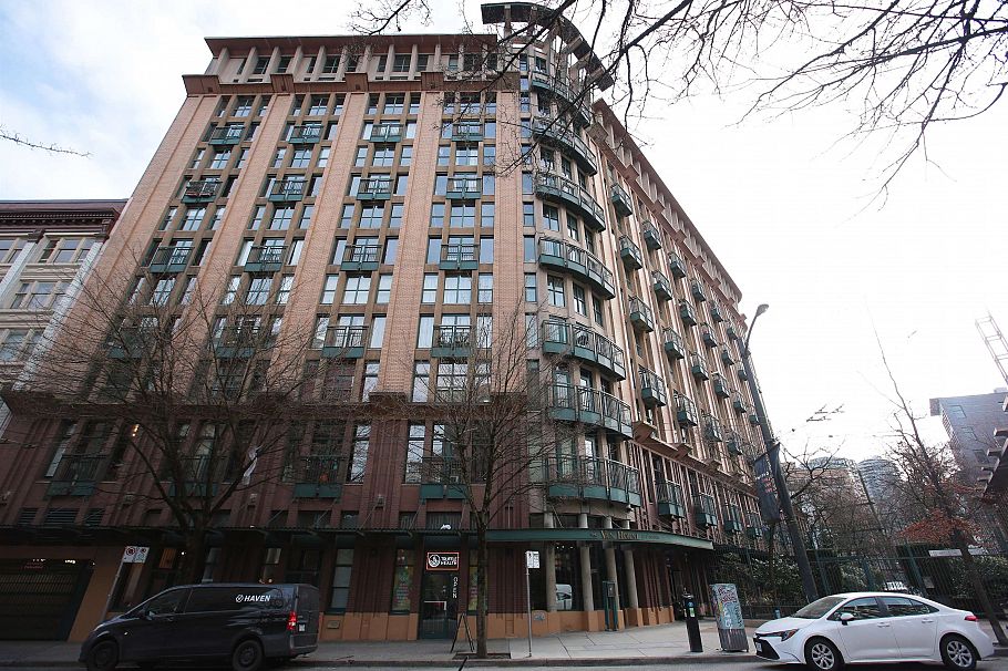 511 22 E Cordova Street Vancouver, BC - 33