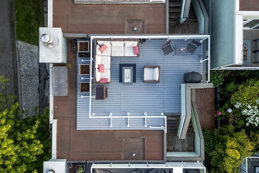 2391 Oak Street Vancouver, BC - 27