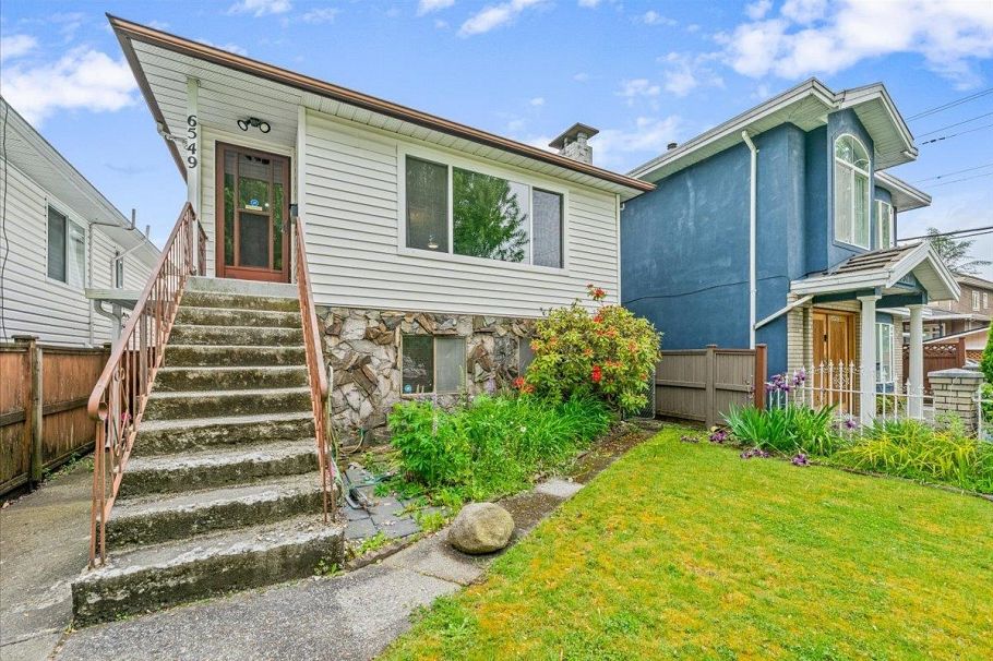6549 Lancaster Street Vancouver, BC - 1