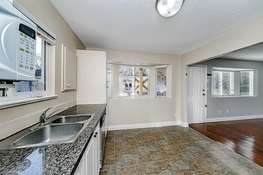 3580 William Street Vancouver, BC - 25