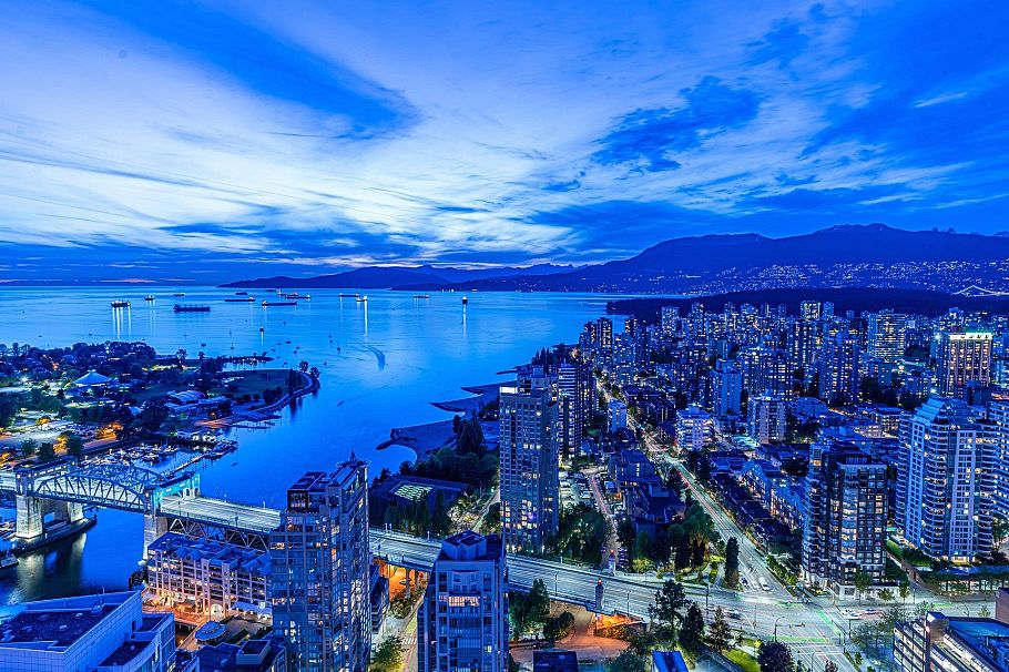 5601 1480 Howe Street Vancouver, BC - 32