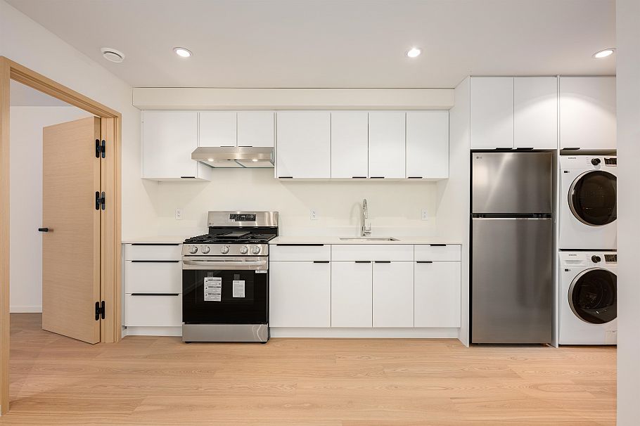 4477 Wallace Street Vancouver, BC - 34