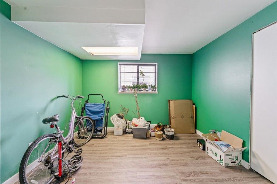 6549 Lancaster Street Vancouver, BC - 18