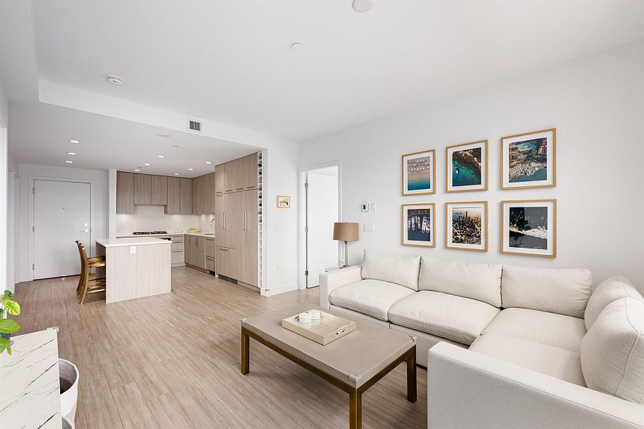 208 707 E 3rd Street North Vancouver, BC - 12