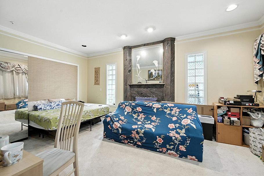 2228 E 40th Avenue Vancouver, BC - 21