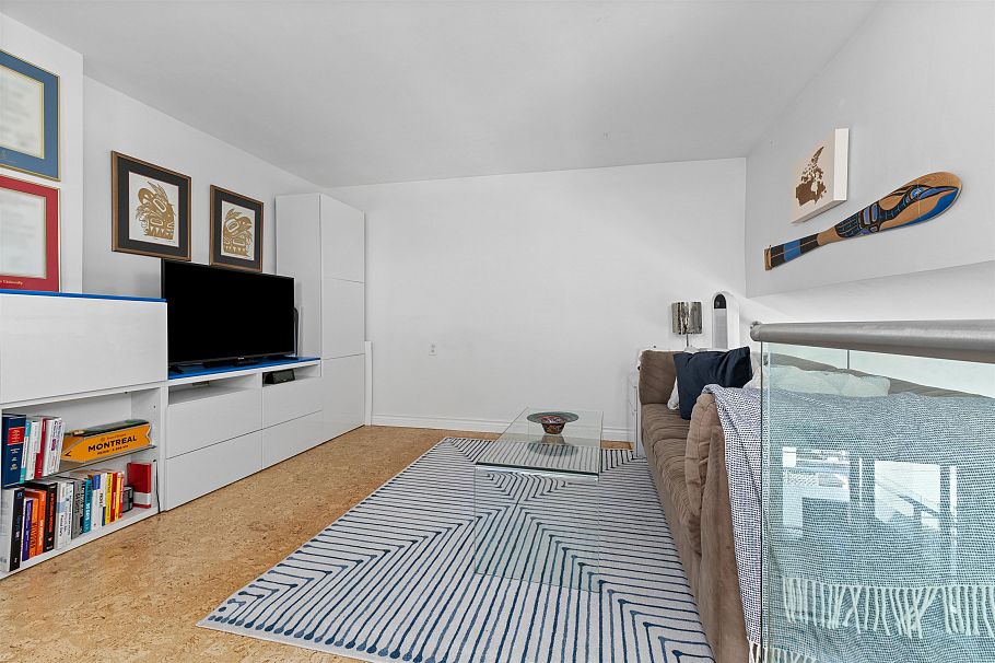 202 1633 Yew Street Vancouver, BC - 15