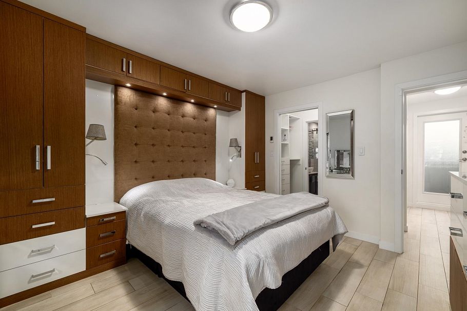 2391 Oak Street Vancouver, BC - 14