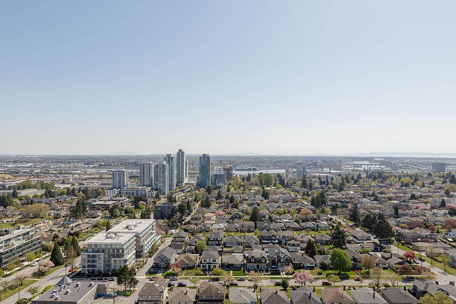 2205 7418 Paulson Street Vancouver, BC - 14