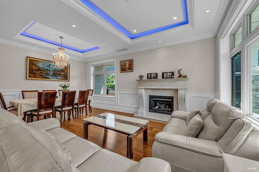 1019 W 47th Avenue Vancouver, BC - 5