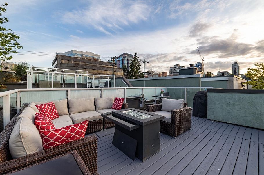 2391 Oak Street Vancouver, BC - 19