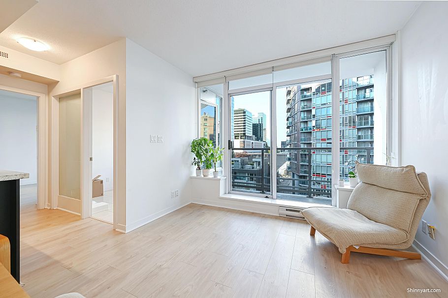 802 821 Cambie Street Vancouver, BC - 4