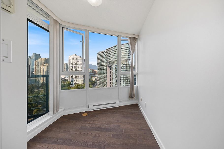 1901 1033 Marinaside Crescent Vancouver, BC - 23