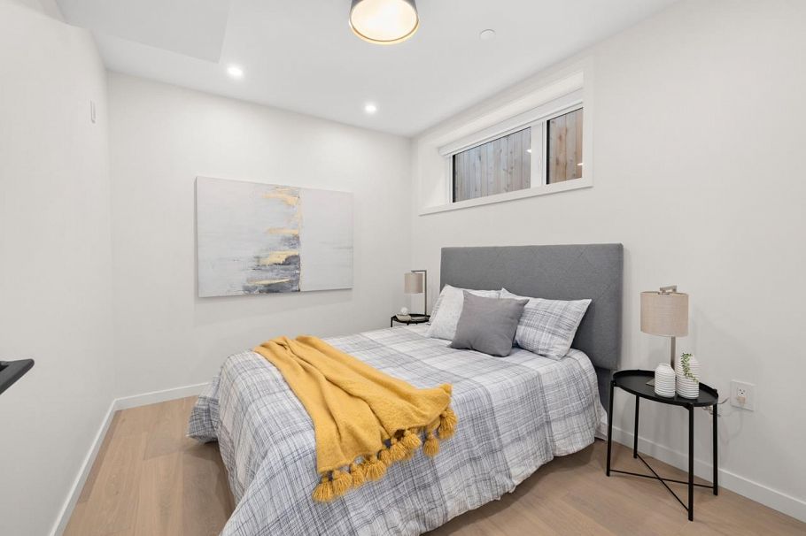 681 W 18th Avenue Vancouver, BC - 16