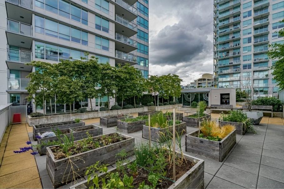 1401 112 E 13th Street North Vancouver, BC - 21