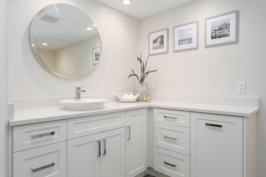 212 3690 Banff Court North Vancouver, BC - 27