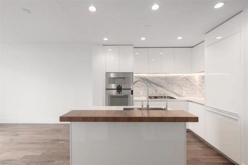 202 375 W 59th Avenue Vancouver, BC - 7