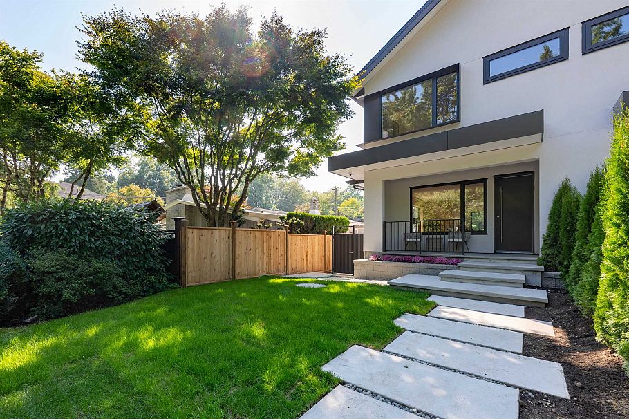 4477 Wallace Street Vancouver, BC - 5