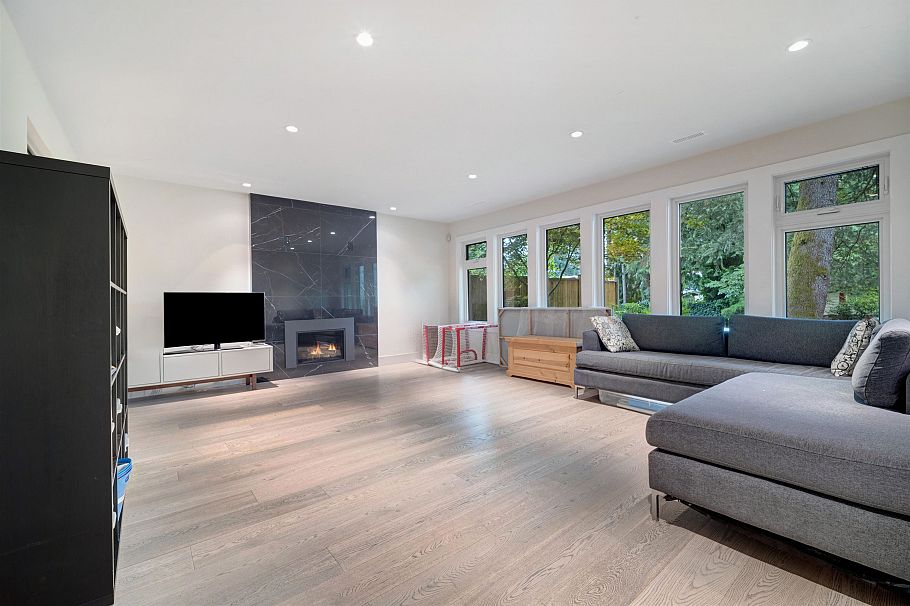 2488 Belloc Street North Vancouver, BC - 21