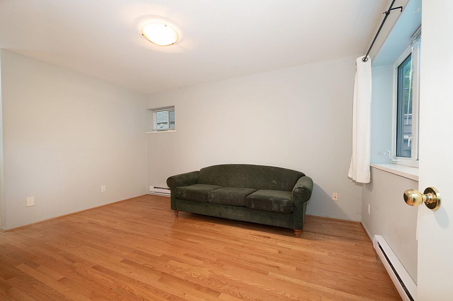 3476 W 13th Avenue Vancouver, BC - 16