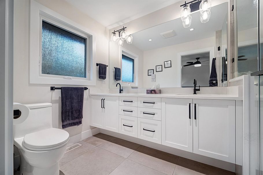 2488 Belloc Street North Vancouver, BC - 13