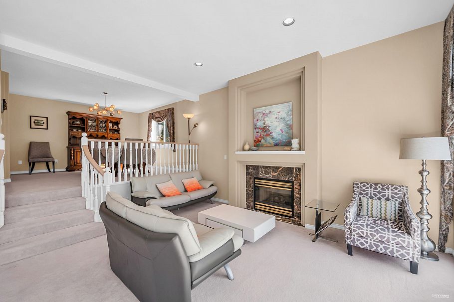 3945 Braemar Place North Vancouver, BC - 16