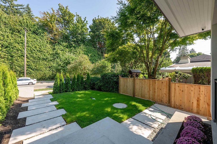 4477 Wallace Street Vancouver, BC - 6