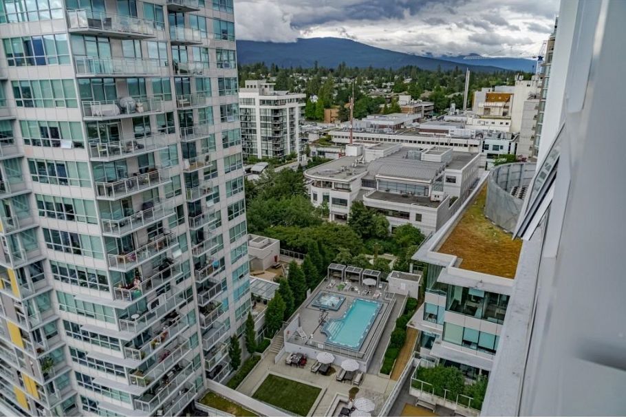 1401 112 E 13th Street North Vancouver, BC - 13