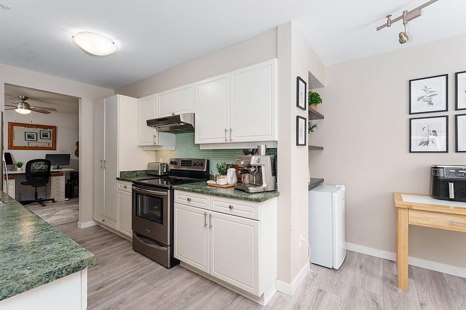 212 3690 Banff Court North Vancouver, BC - 15