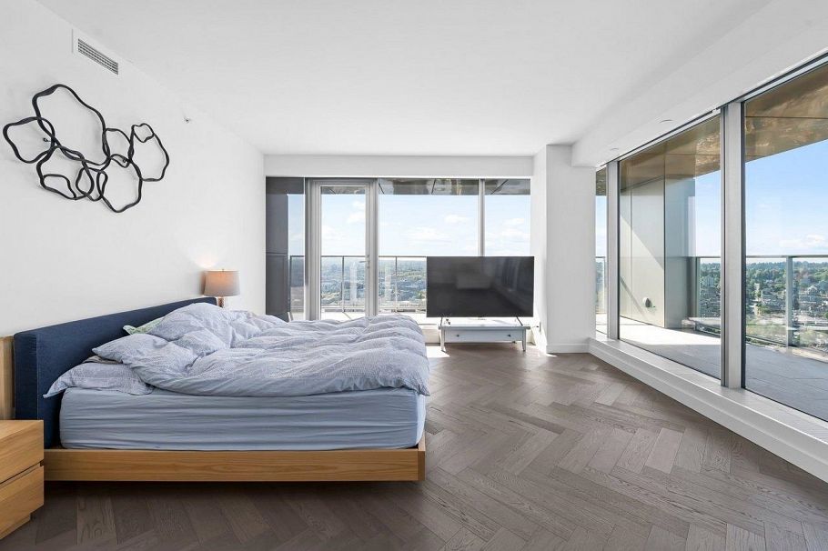 5601 1480 Howe Street Vancouver, BC - 24